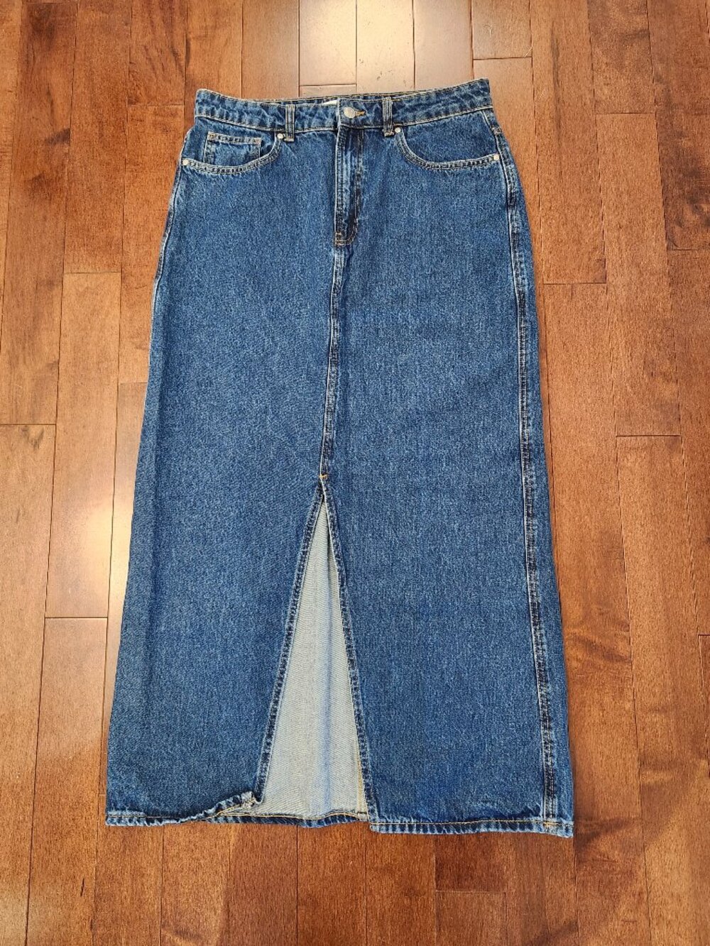 Mango women's jean midi skirt in size US large